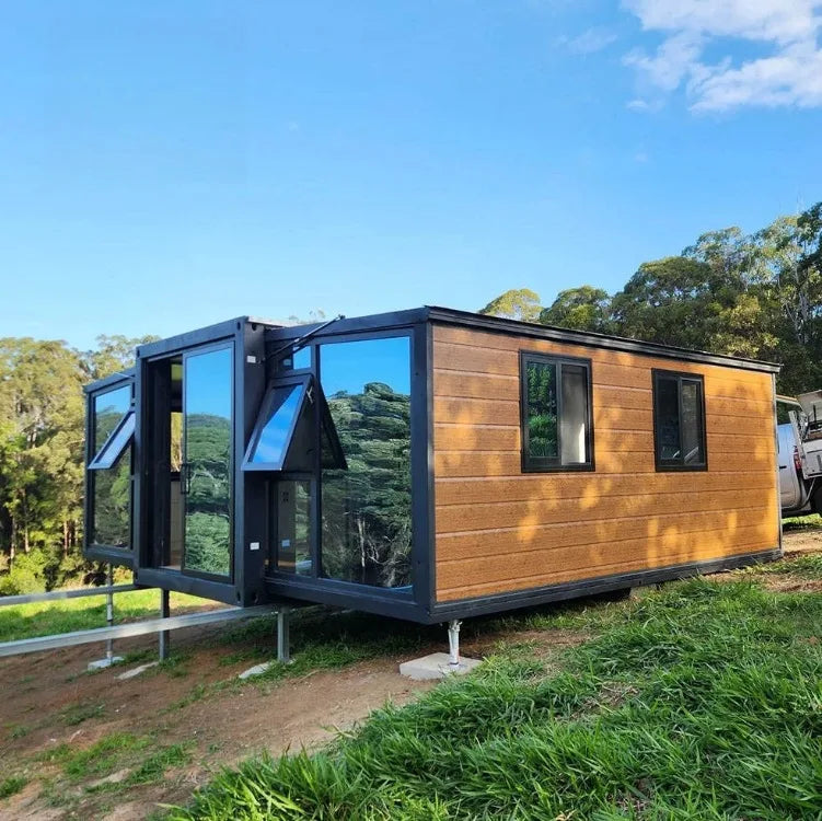 2 Story Duplex Luxury Village Expandable Container House 2-5 Bedrooms Mobile Modular Tiny Home with Kitchen Bathroom